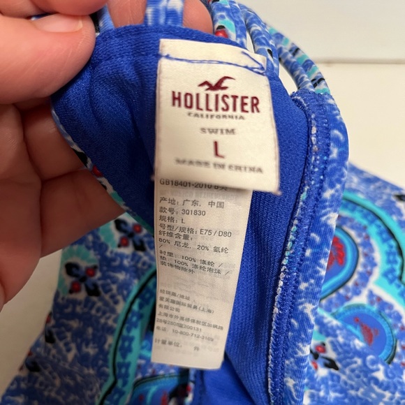 Holllister size large bikini - Picture 16 of 16